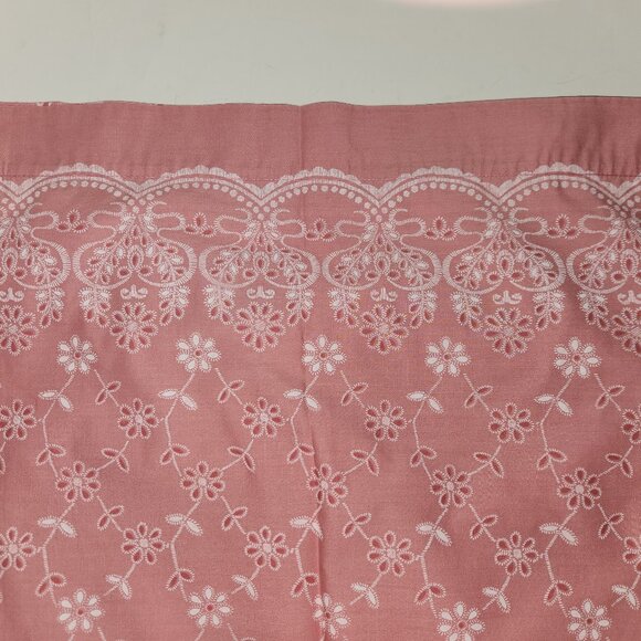 Vintage Twin-Size Flat Sheet Royal Family by Cannon Comfortcale - Picture 3 of 7